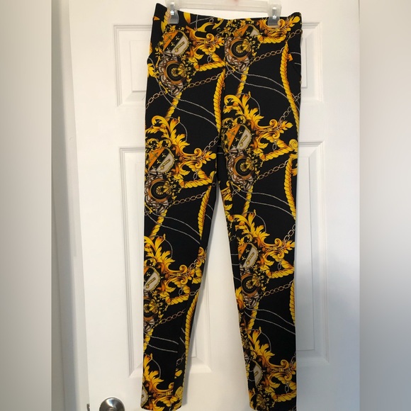 Versace like leggings - Picture 2 of 3